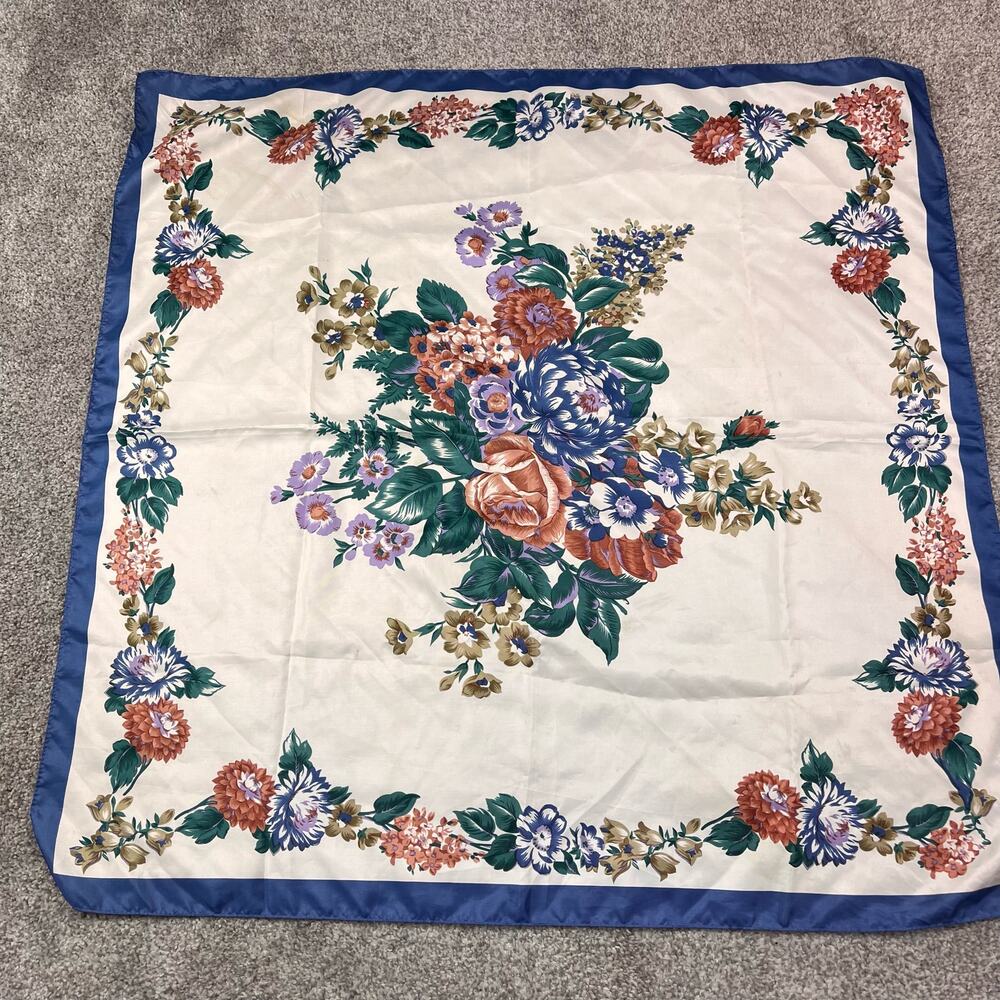 Beautiful Vintage Morsly New York Scarf